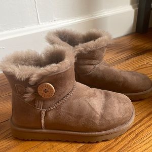 UGG Mini Bailey Button Genuine Shearling Suede Boots in Caribou color